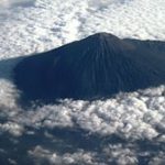 250px-Gn_Slamet_dari_ketinggian_28_ribu_kaki